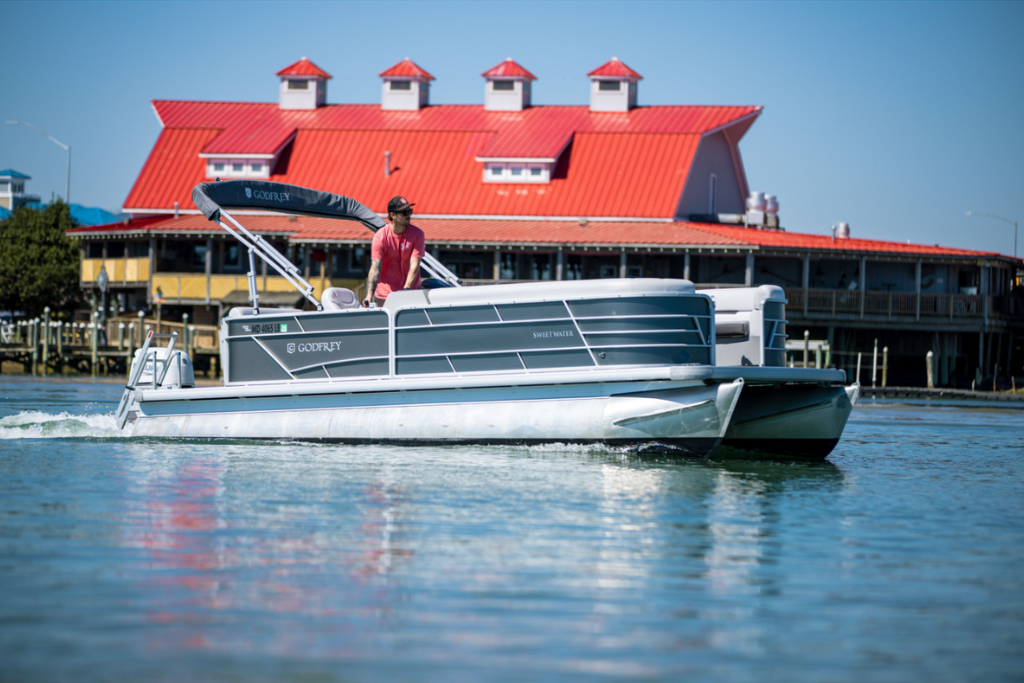 pontoon boat rental Ocean City pontoon boat in ocean city